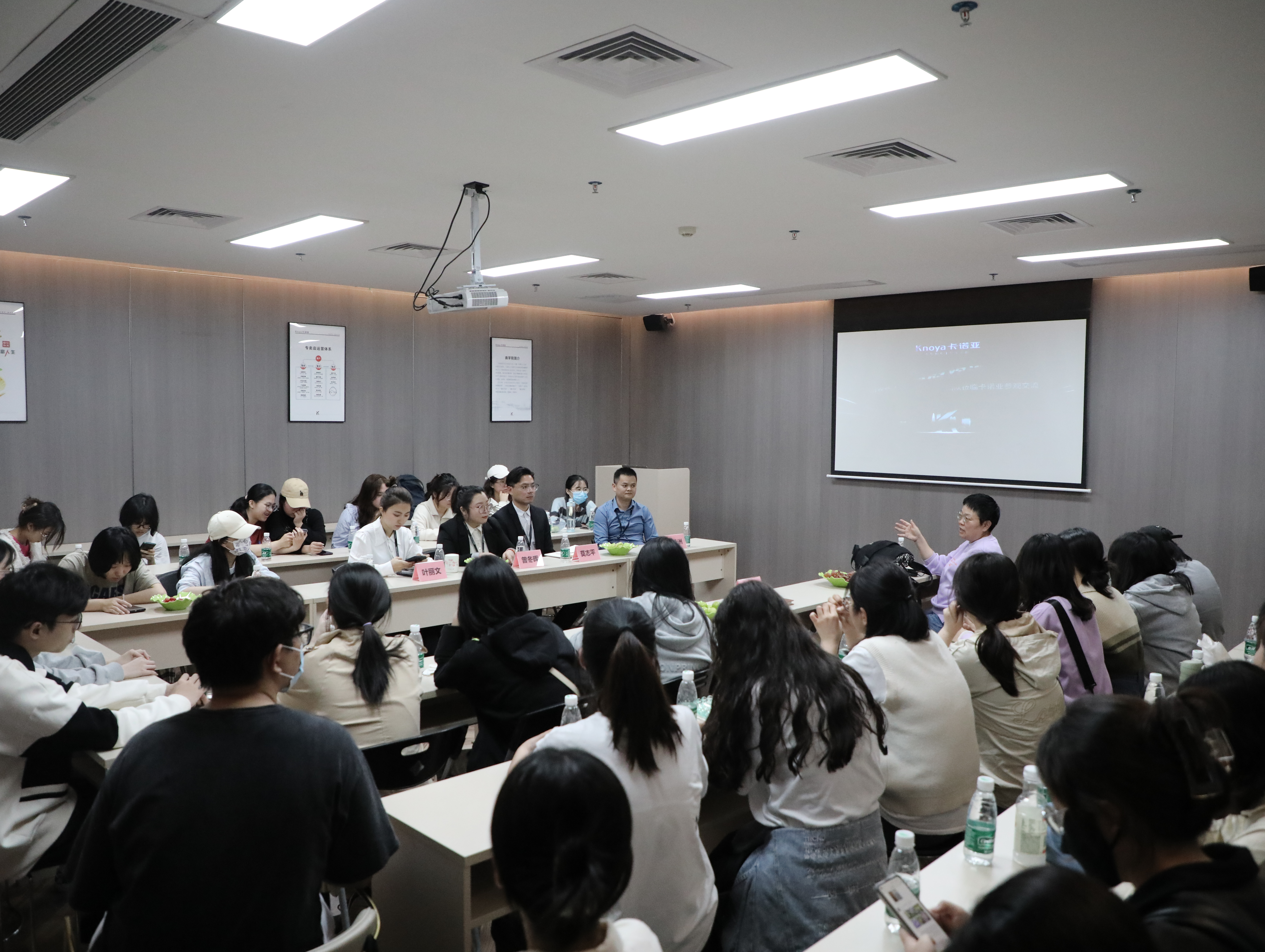 91视频免费观看实施产学研战略合作